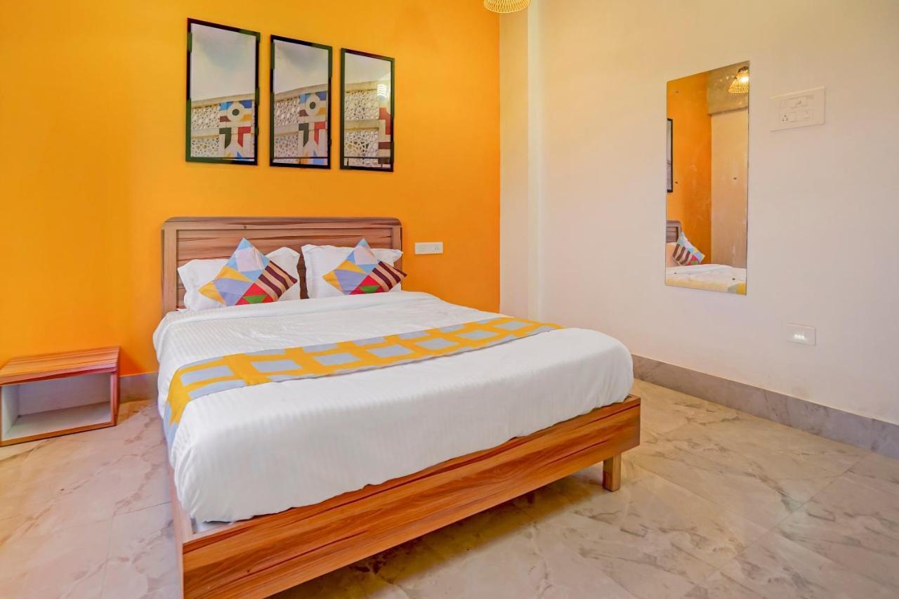Oyo 79233 Hotel Hive Stays Kochi Exterior photo